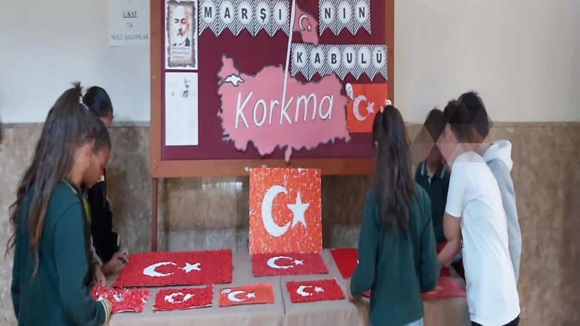 Okulumuzda 2023-2024 Eğitim Öğretim Yılı 12 Mart İstiklal Marşı'nın Kabulü ve Mehmet Akif Ersoy'u Anma Günü  Programı kapsamında tören yapıldı